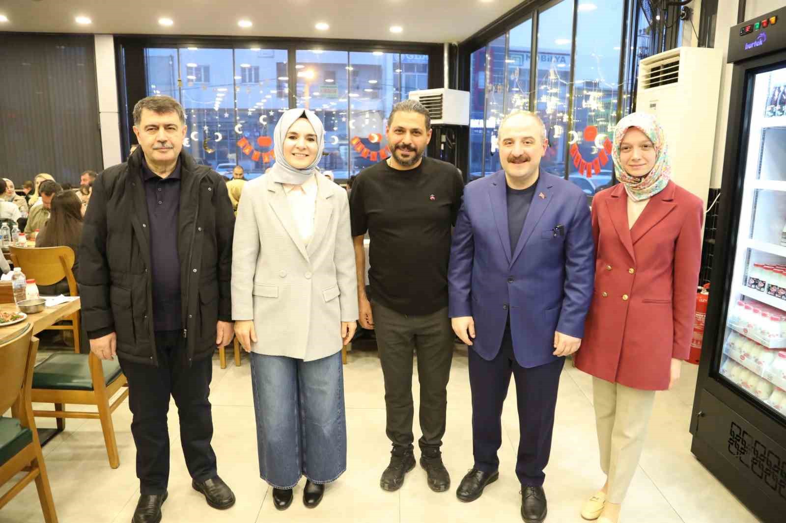 aile ve sosyal hizmetler bakani goktas her daim cocuklarimizin yaninda olmaya devam edecegiz 4 pNIz2wdU