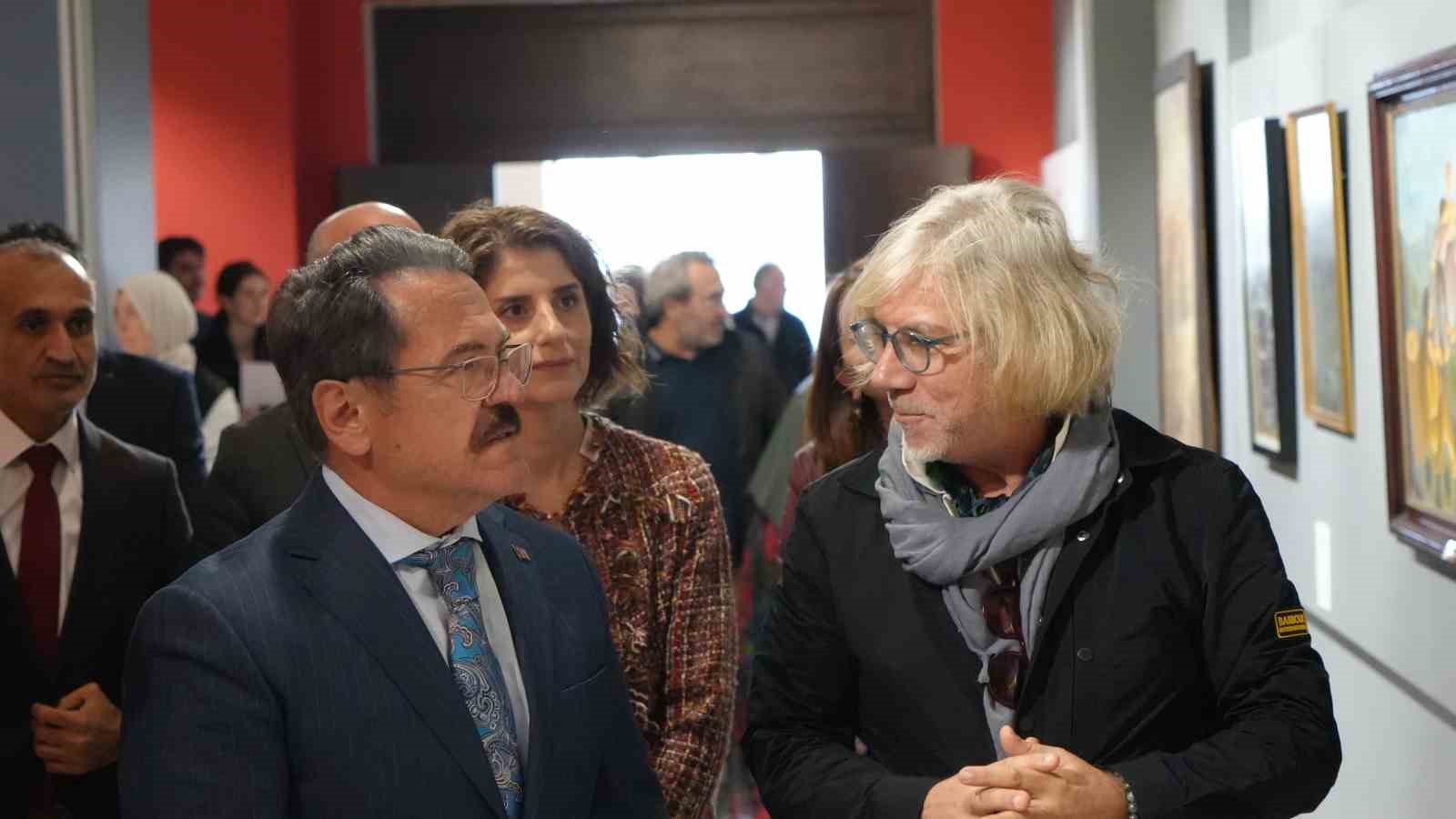 aile yili kapsaminda nadide eserler sanatseverlerle bulustu 3 ABsJbyrI