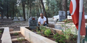 ailesi-depremde-enkaz-altinda-kalan-acili-baba-esi-ve-iki-evladinin-oldugu-yagmur-apartmaninda-ZssJv86q.jpg