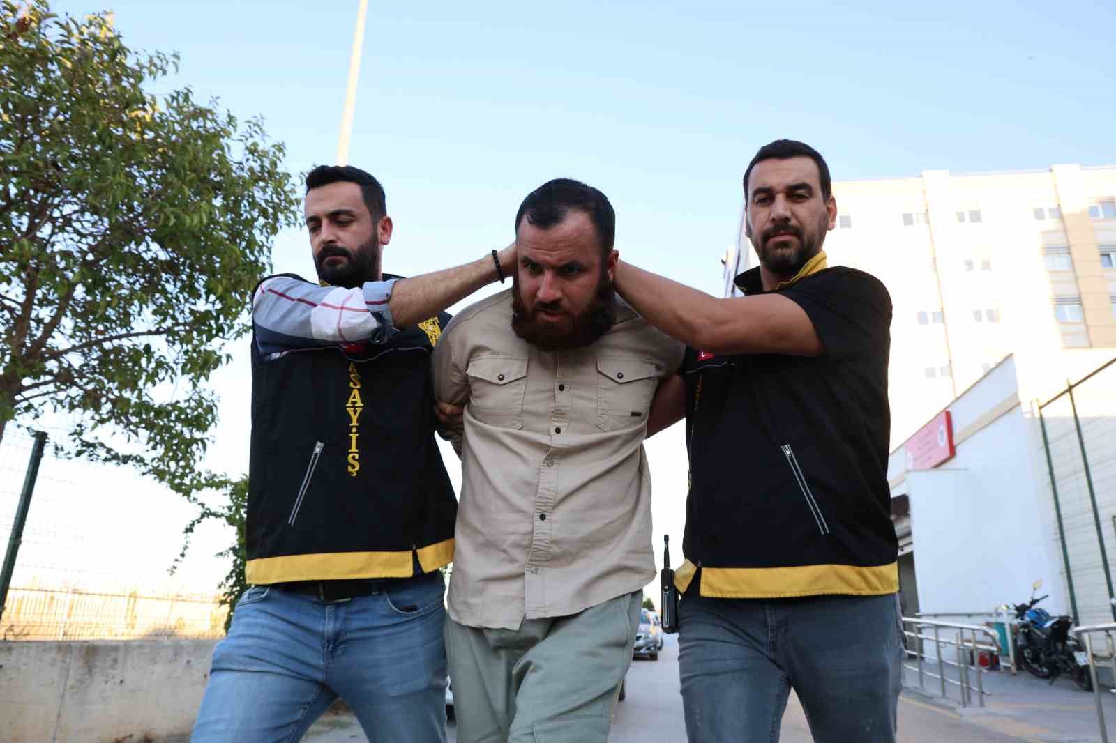 ailesini katleden sanik cinayetleri kabul etmedi 1 gK9mgTpr