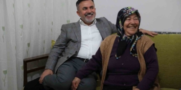 ak-parti-adana-il-baskani-daglinin-annesi-hayatini-kaybetti-JbEqvNDN.jpg
