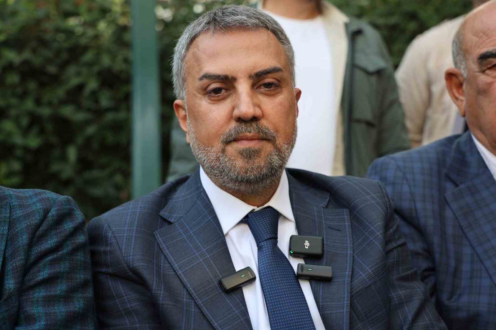 ak parti baglar ilce baskanligina ferit avcikiran getirildi 2 SHXp6kTP