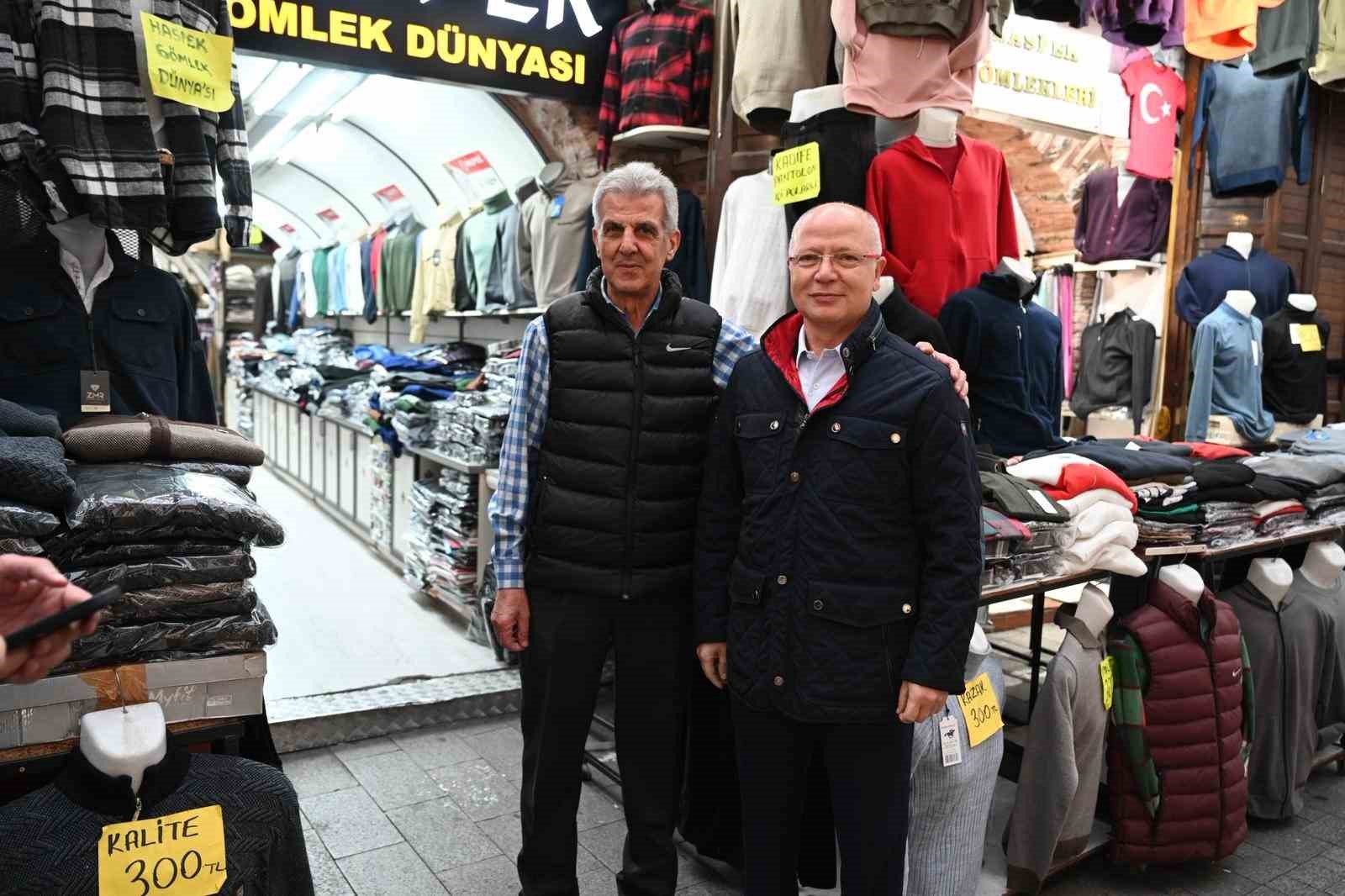 ak parti bursa il baskani davut gurkan carsi esnafiyla bir araya geldi 1 bXTThUYH