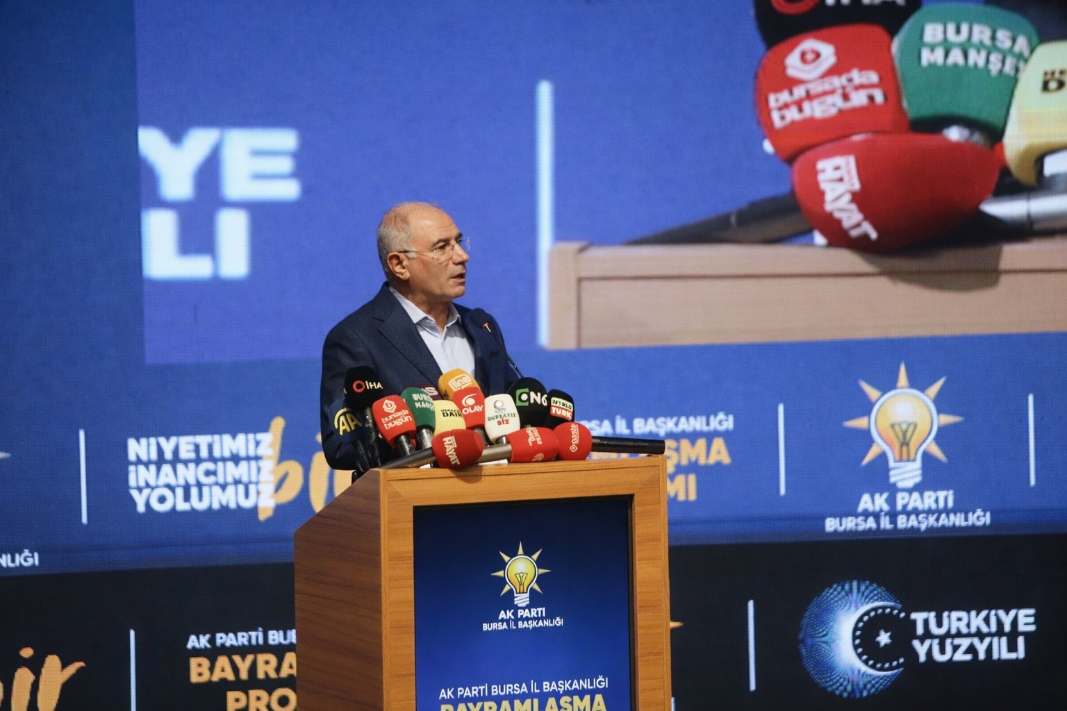 ak parti bursada bayramlasma programi birlik hizmet ve teskilat vurgusu 1 N53cBfp4