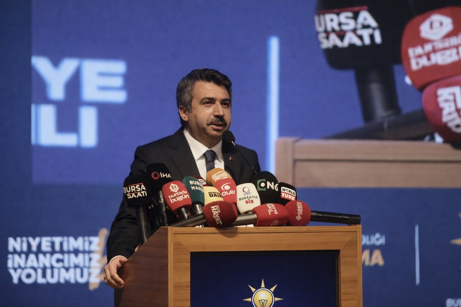 ak parti bursada bayramlasma programi birlik hizmet ve teskilat vurgusu 3 IusBX8Sw