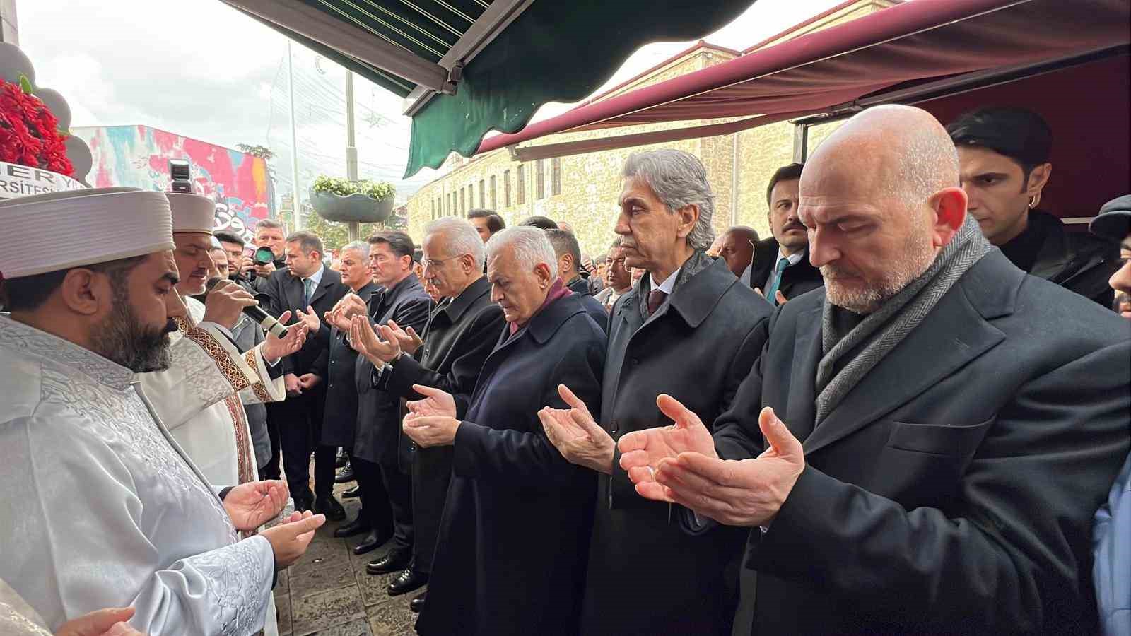 ak parti eski milletvekili ayse sula koseoglunun aci gunu 2 iCakmvAJ