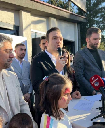 ak-parti-genclik-kollari-genel-baskani-yusuf-ibis-cocuklar-icin-daha-adil-bir-dunyayi-q6itgwCi.jpg