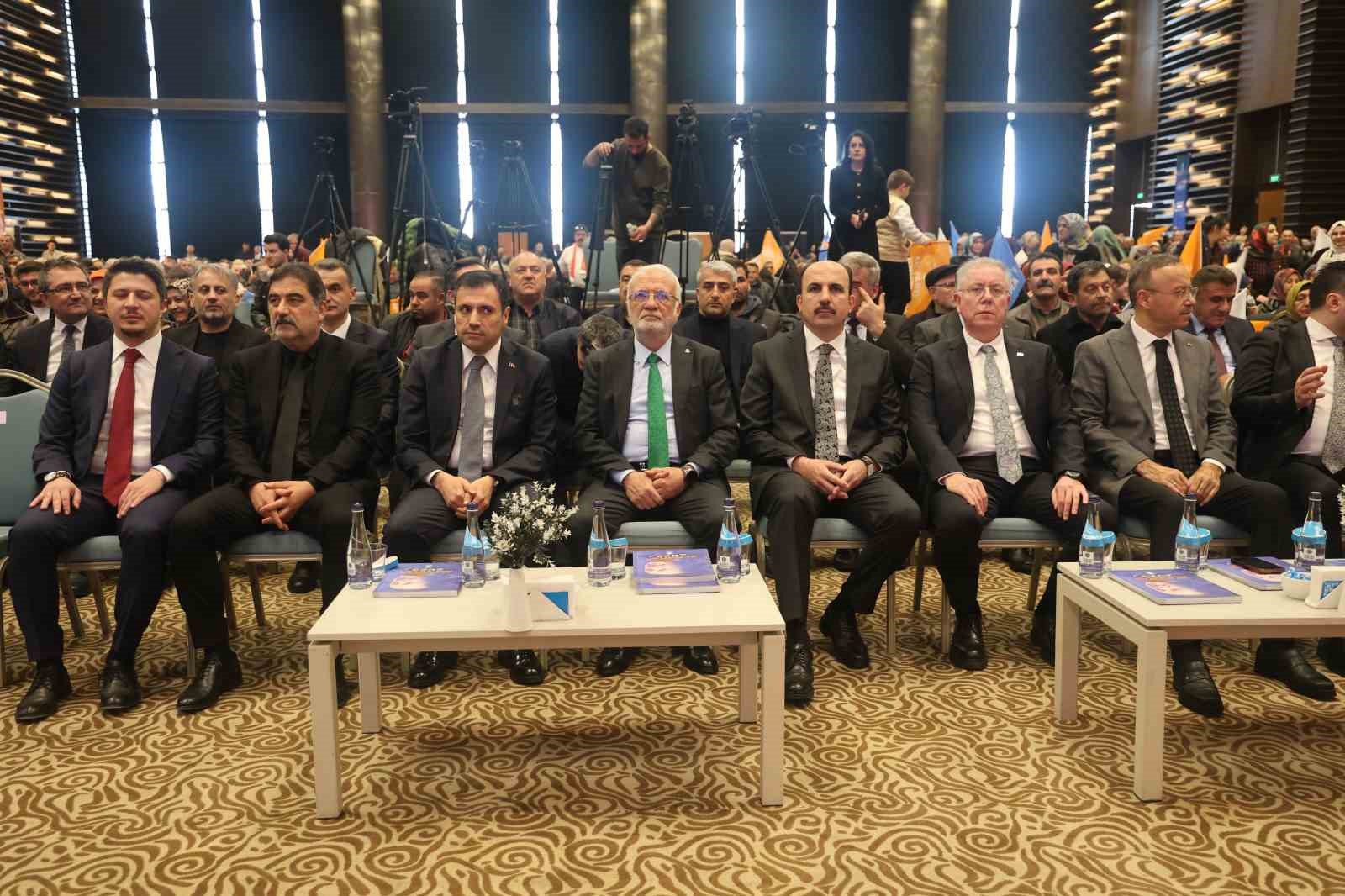 AK Parti Genel Başkan Vekili Elitaş: "Bakanın yeminini engellemek demokrasiyi askıya almak demektir" 5 ak parti genel baskan vekili elitas bakanin yeminini engellemek demokrasiyi askiya almak demektir 1 QLXU7Fbb