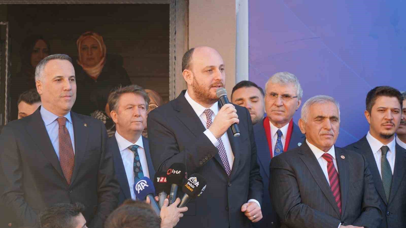 ak parti genel baskan yardimcisi buyukgumus bu mucadeleyi gecmisten aldigimiz kararlilikla gelecege tasiyacagiz 0 c6WjimvI