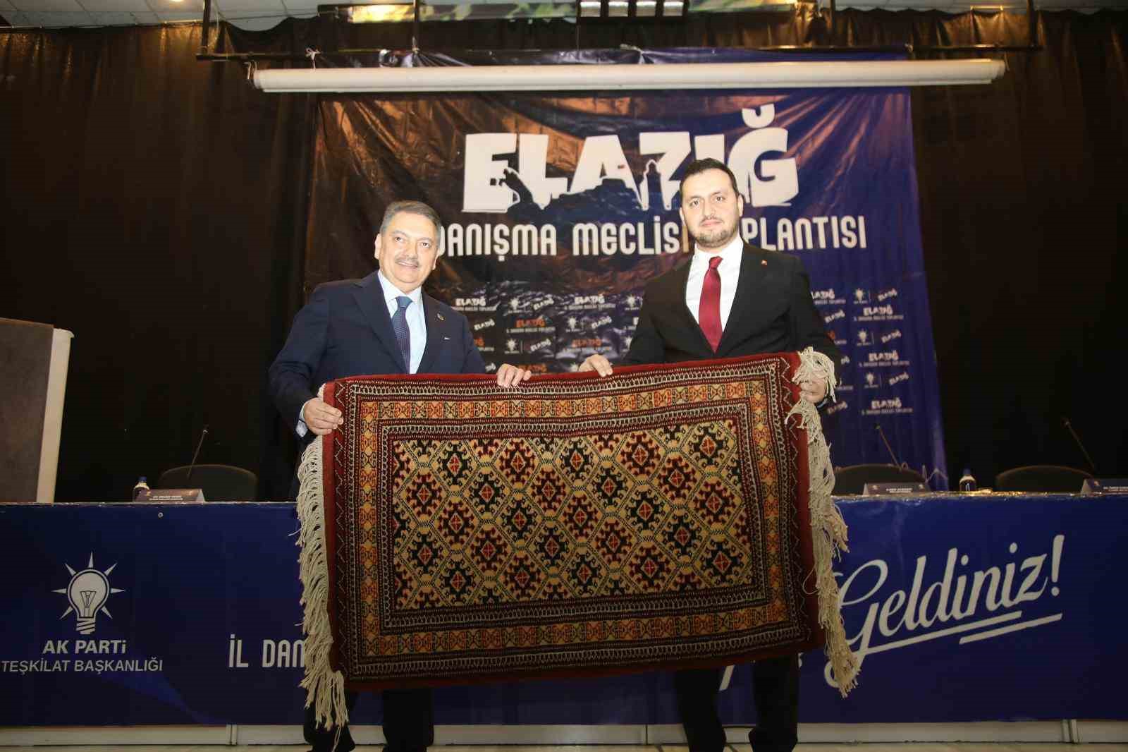 ak parti genel baskan yardimcisi ogutken depremin ardindan 455 bin konutu 2 bucuk yilda OuuVQ1QH