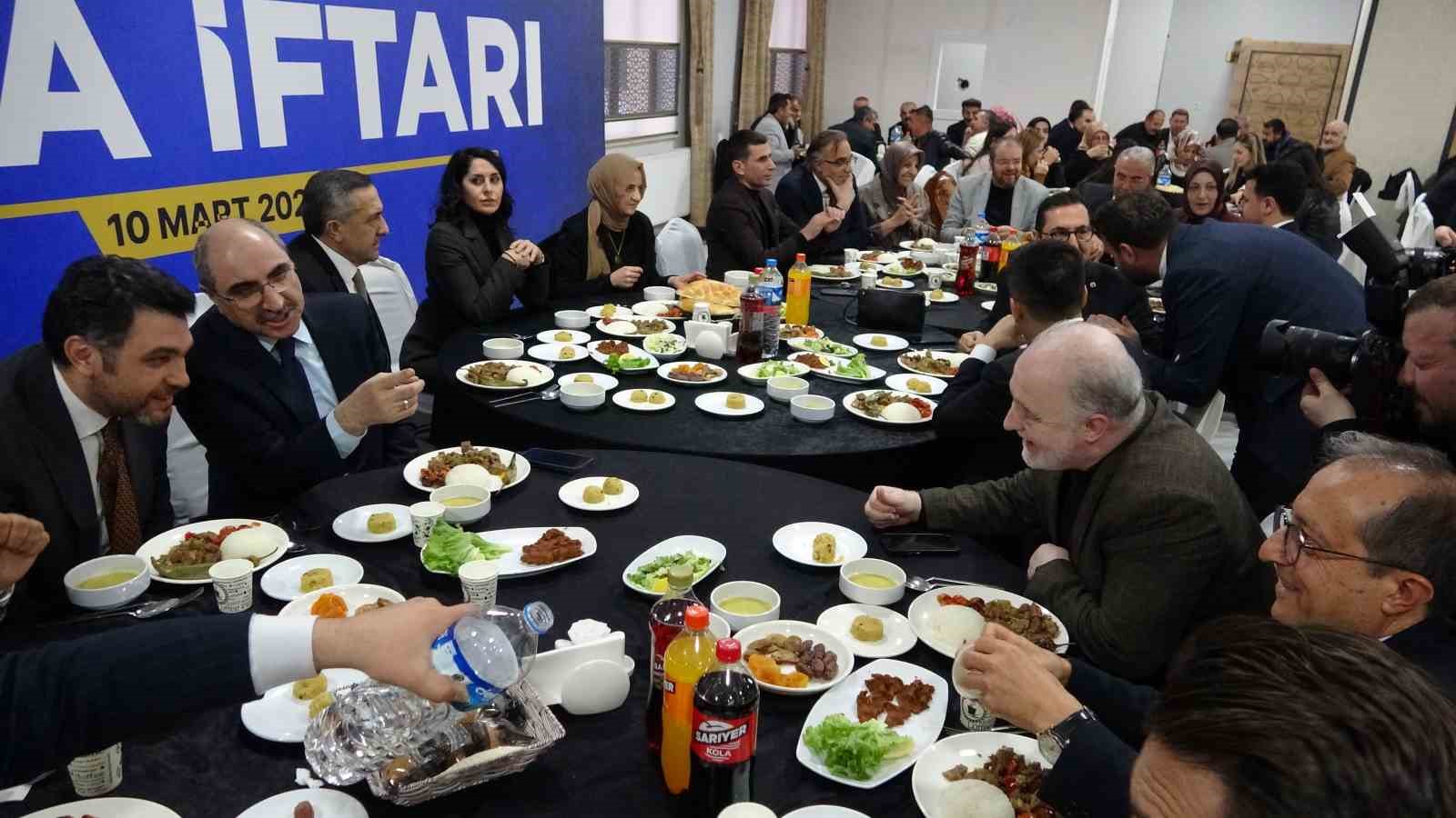 ak parti genel baskan yardimcisi tuncer turkiye dunyanin en guvenli limanlarindan biridir 2 cKeuO5V8