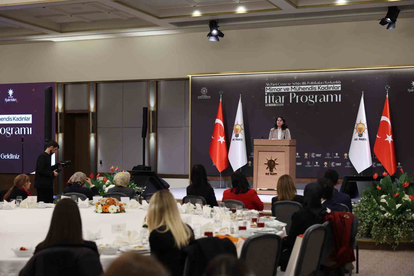ak parti genel baskan yardimcisi tuncer turkiye uc boyutlu kentsel tasarim temelli yeni bir MLz55NsI