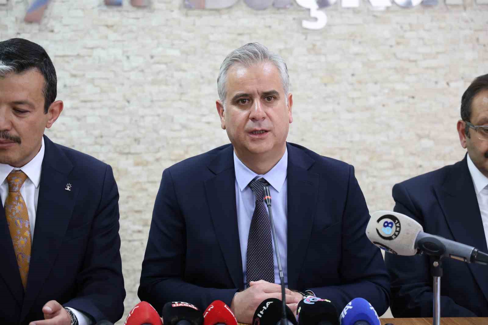 AK Parti Genel Başkan Yardımcısı Yalçın: "Kendi içlerinde kavgaya sürüklenenlerin Türkiye’ye hiçbir fayda vermeyeceğini hepimiz her seferinde görüyoruz" 4 ak parti genel baskan yardimcisi yalcin kendi iclerinde kavgaya suruklenenlerin turkiyeye hicbir fayda vermeyecegini 7WsQiIGh