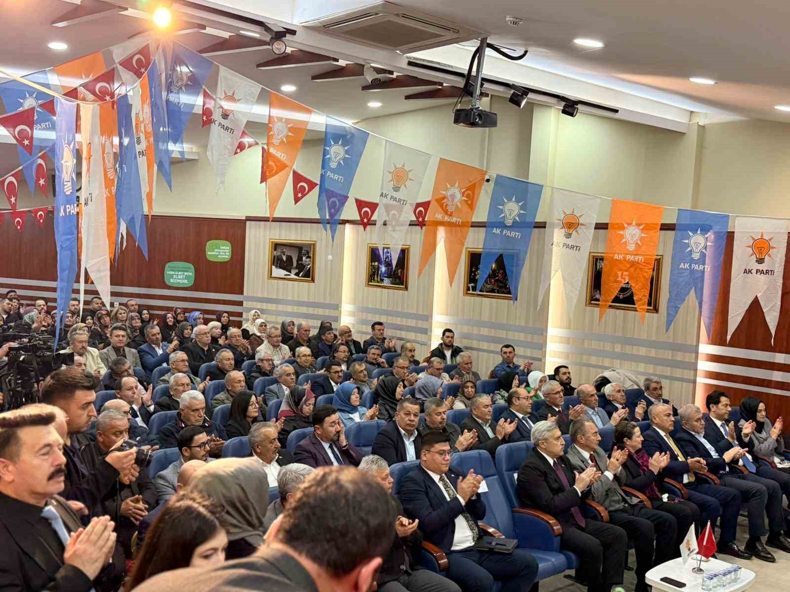 ak parti genel baskan yardimcisi yayman chpye bir kez daha seslenmek istiyorum sizin icine 2AF983A5