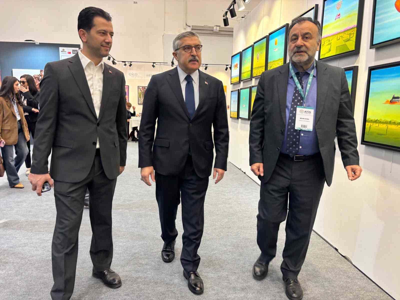 ak parti genel baskan yardimcisi yayman sanatcilarimizin sorunu bizim sorunumuzdur 1