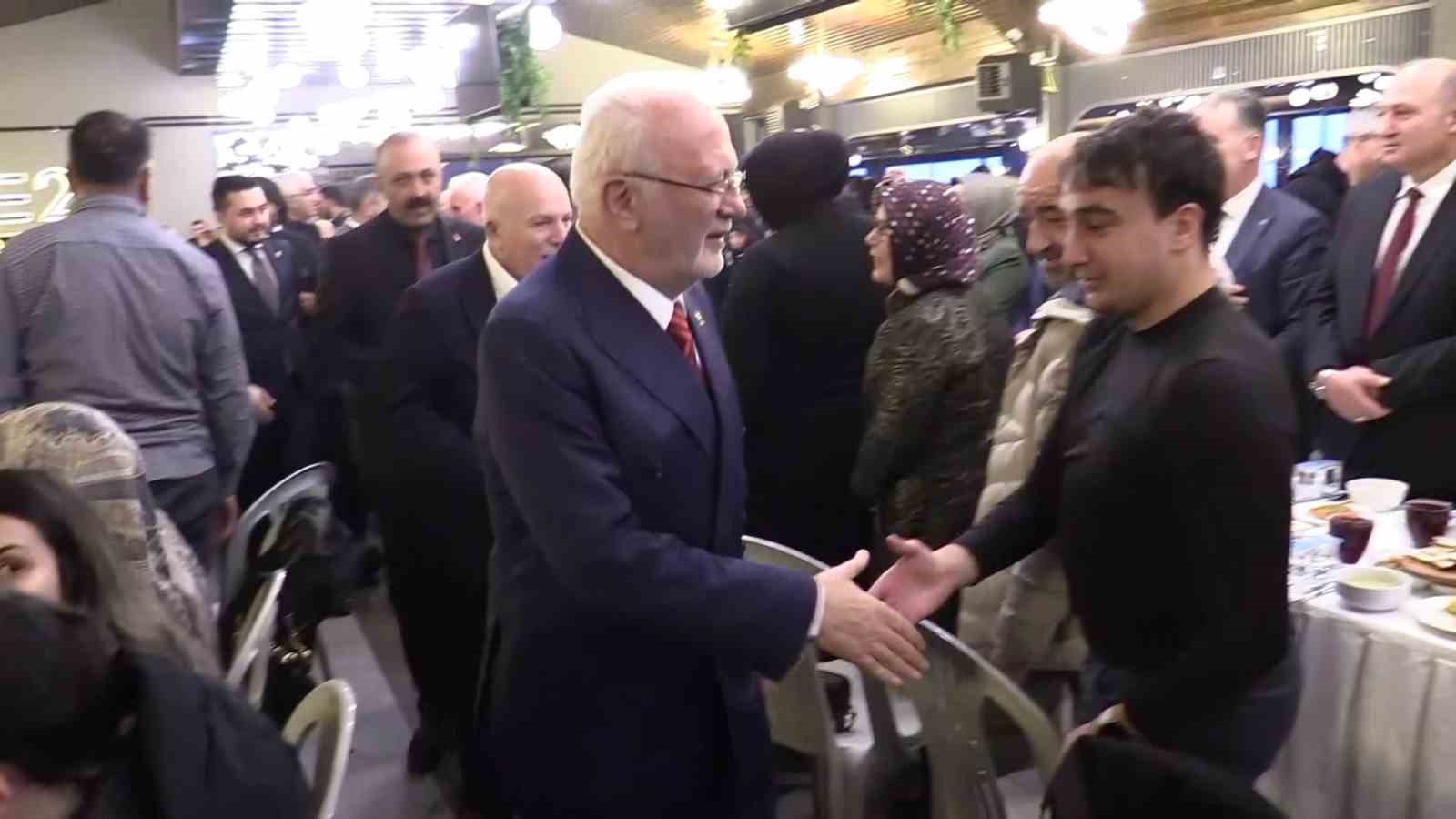ak parti genel baskanvekili mustafa elitas erzurumda sehit ve gazi aileleri ile iftar yemeginde n9gIw1Tf