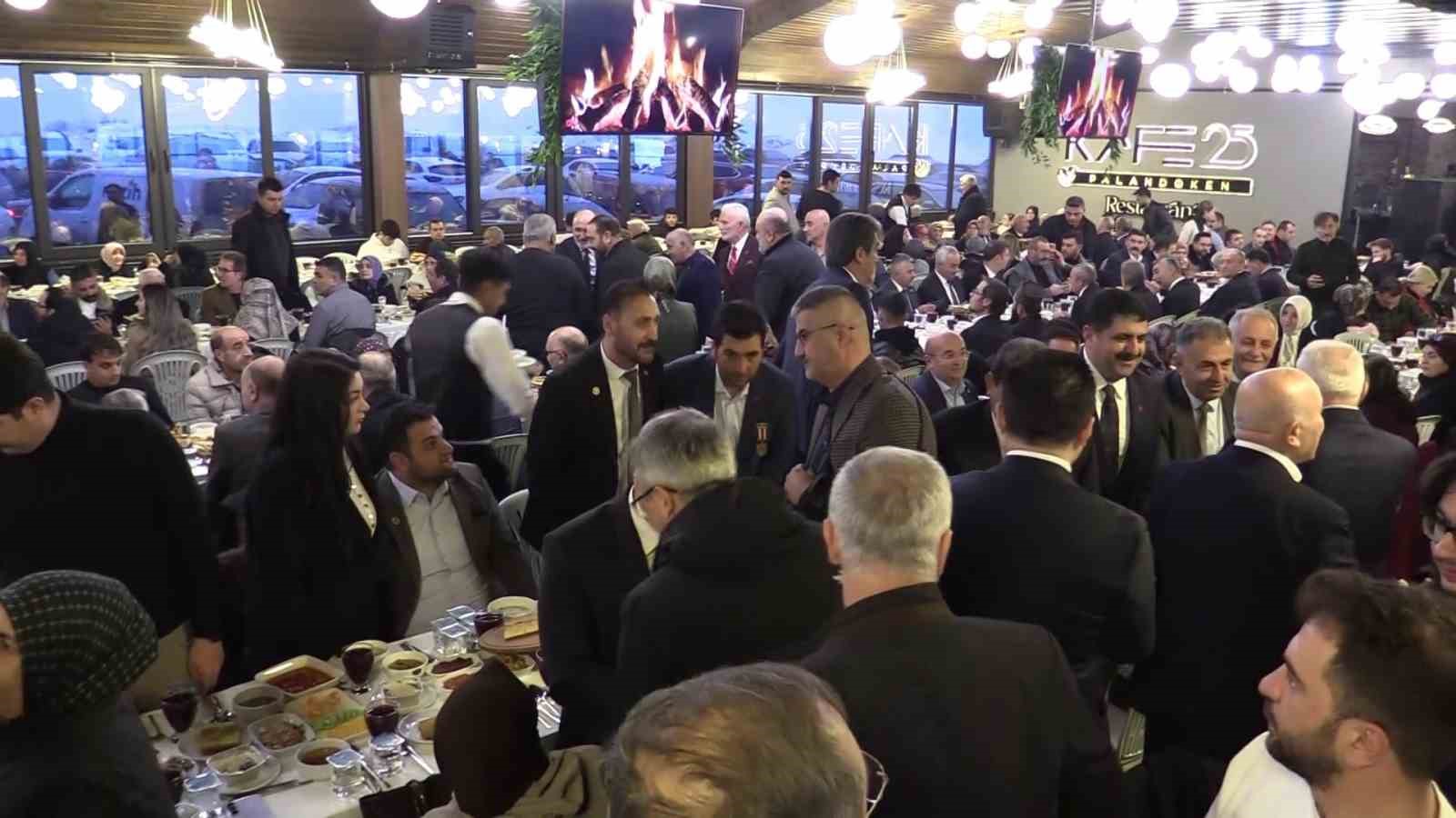ak parti genel baskanvekili mustafa elitas erzurumda sehit ve gazi aileleri ile iftar yemeginde tu1k2ZLC