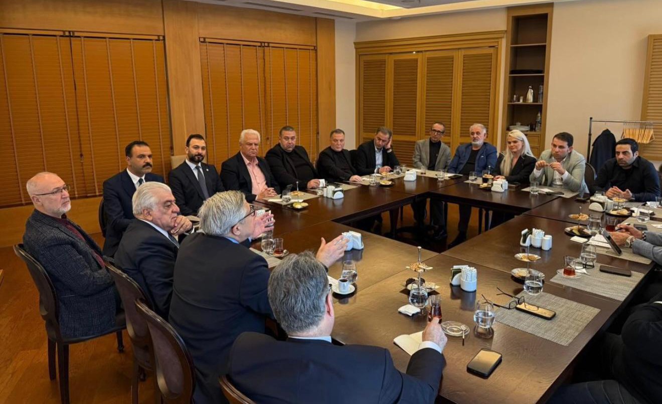 AK Parti heyeti KKTC basını ile buluştu 4 ak parti heyeti kktc basini ile bulustu 0 N6eJakTH