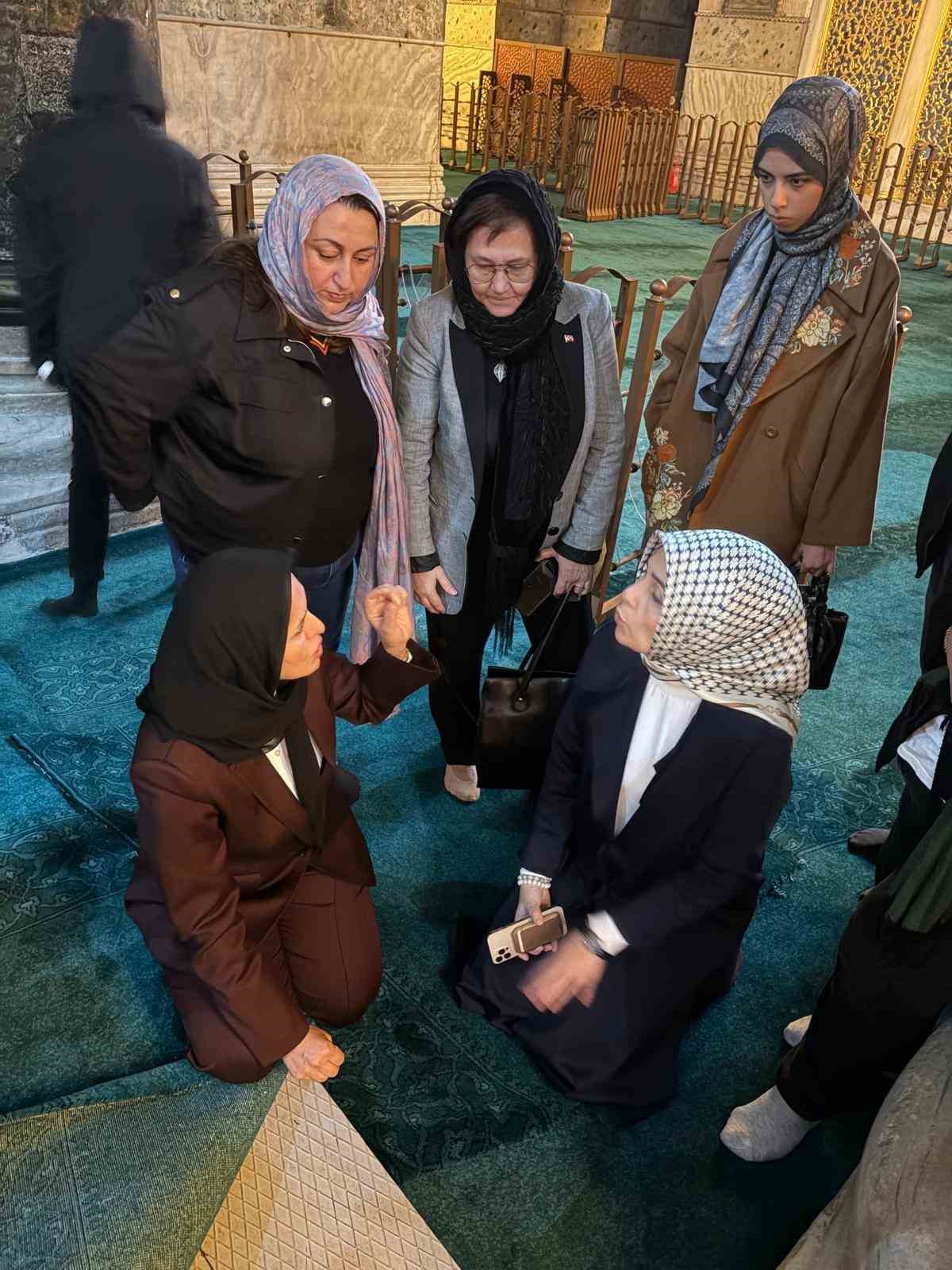 ak parti heyetinden ayasofya i kebir cami i serifinde restorasyon incelemesi 1 cdUcI4zL