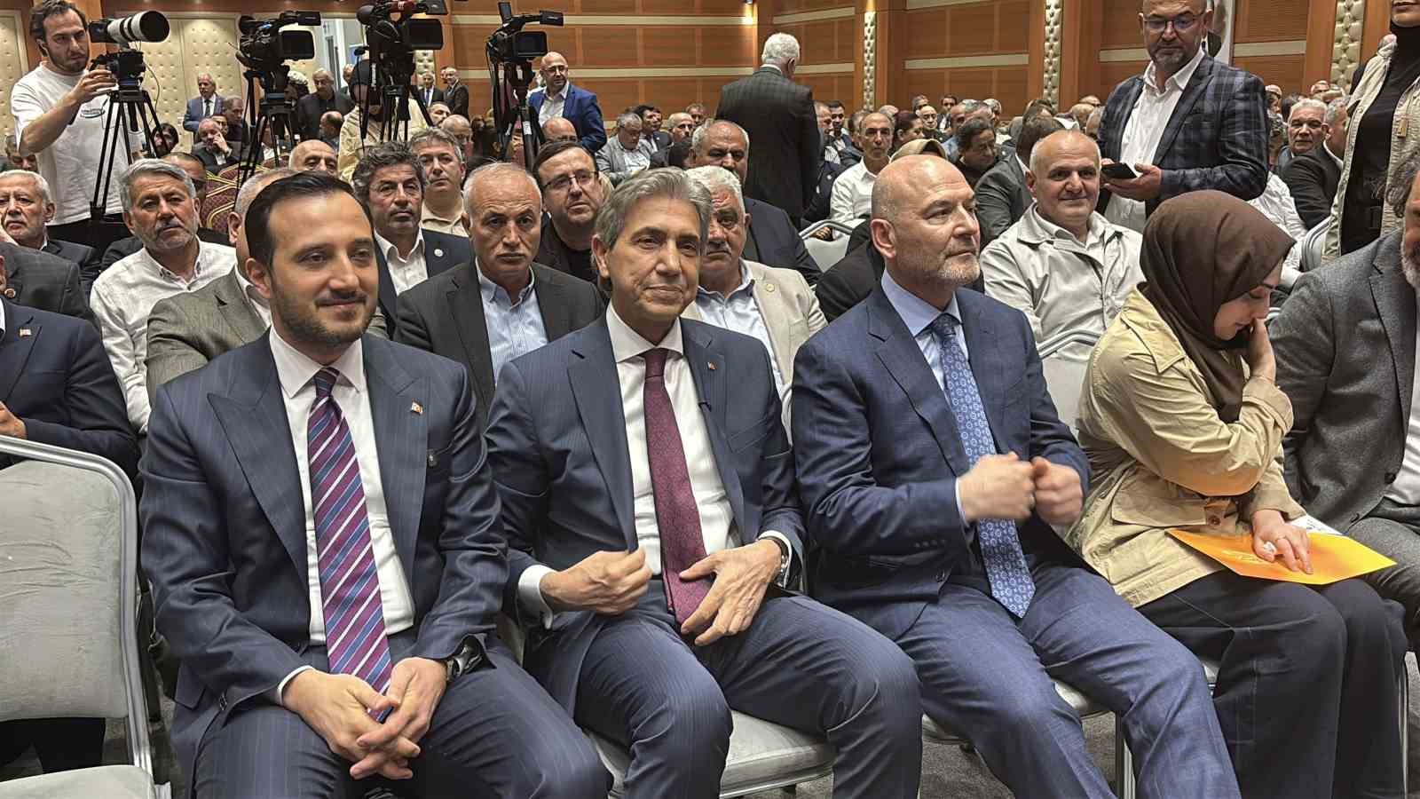 ak parti istanbul il baskanligindan yerel yonetimlerde ilk basamak muhtarlarimiz paneli 2 nXhqPdLF