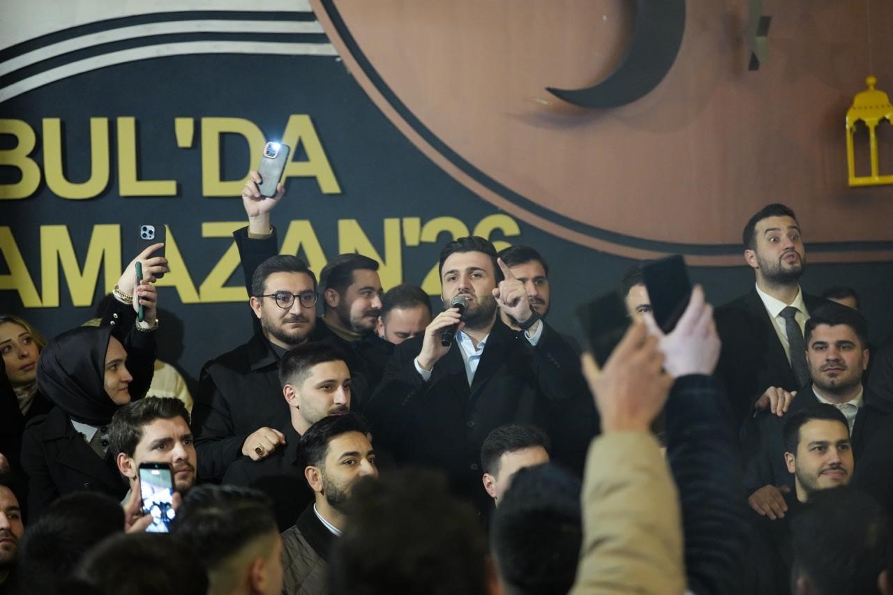 ak parti istanbul il genclik kollari baskani yuce bir senede 45 bin yeni genc yzX5Zn1C