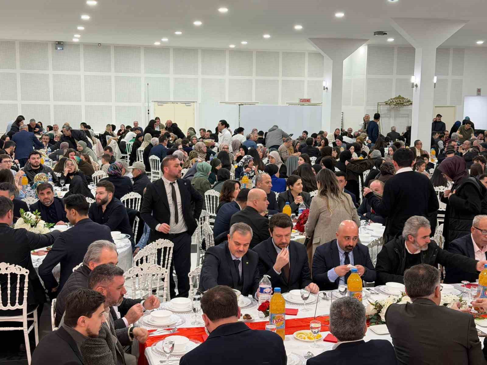 ak parti istanbul milletvekili soylu avrupadaki turkler yukseliyor 1 uug2YnB9
