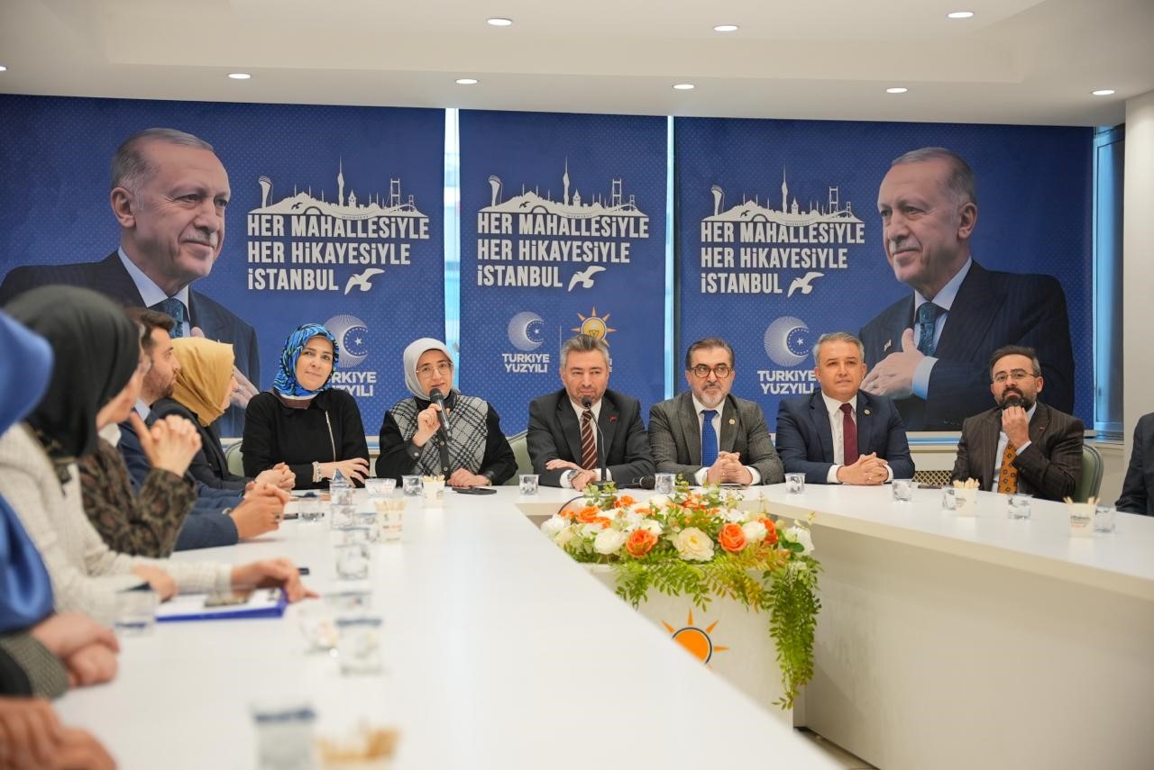 AK Parti İstanbul Milletvekilleri, cuma günleri sahaya inerek vatandaşlarla buluşuyor 9 ak parti istanbul milletvekilleri cuma gunleri sahaya inerek vatandaslarla bulusuyor 5 pdmzktkl
