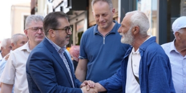 ak-parti-istanbul-milletvekilleri-saha-calismalarini-surduruyor-46HT4N9B.jpg