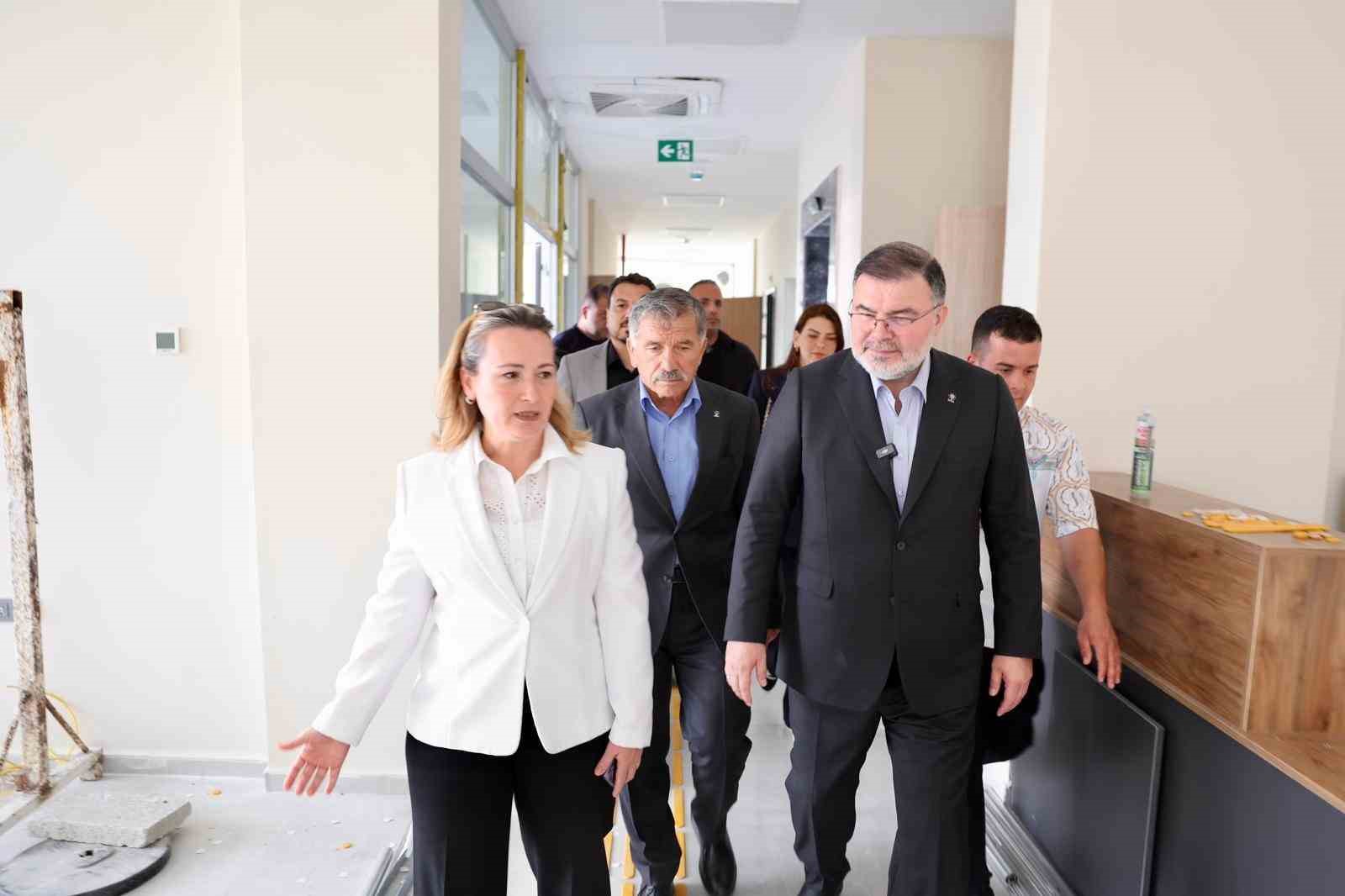 ak parti izmir il baskani saygilidan chpye gundemlerinde sadece koltuk kavgasi var 2 KIfLVPEU