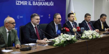 ak-parti-izmirden-2025-yili-degerlendirmesi-t7Bgbam1.jpg