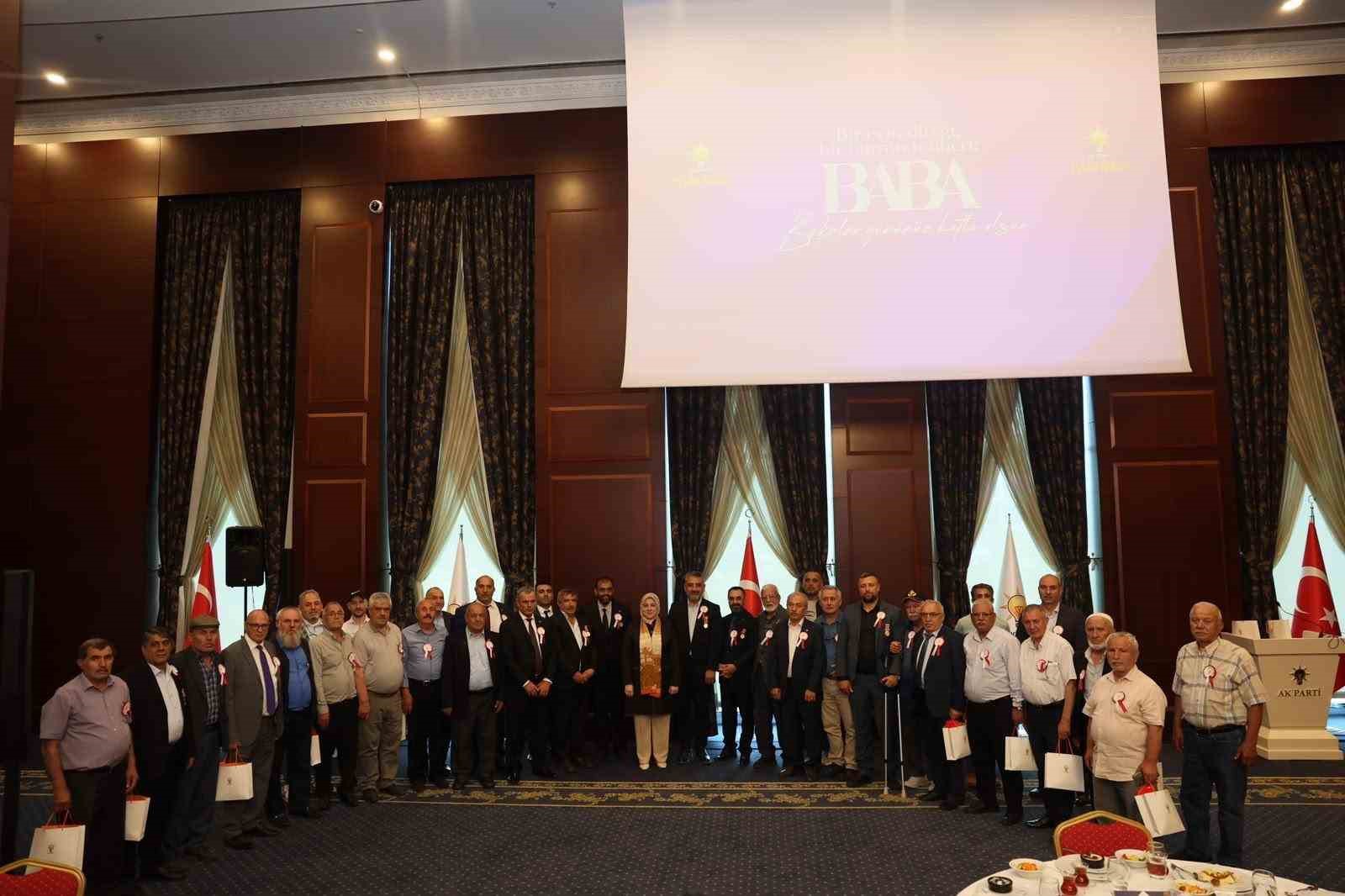 ak parti kadin kollarindan anlamli babalar gunu programi sehit babalari ve gaziler agirlandi 6 sbsOjUrP