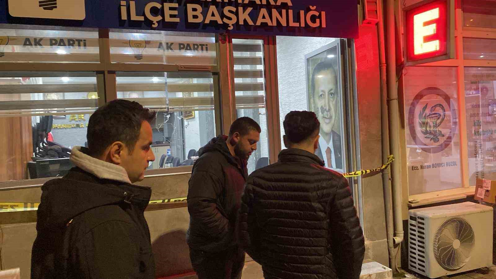 ak parti marmara ilce binasina tasli saldiri 4 ew3NFJiJ