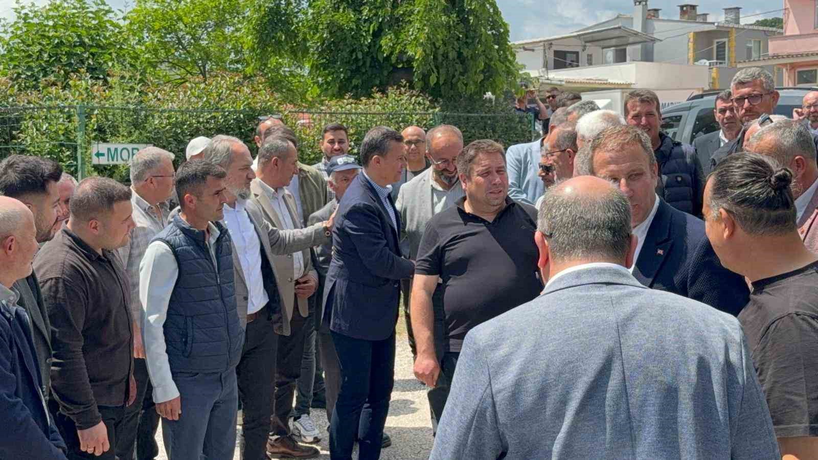 ak parti mkyk uyesi fatih sahin kocayaylada geleneksel koy hayrina katildi 2 NI186Sij