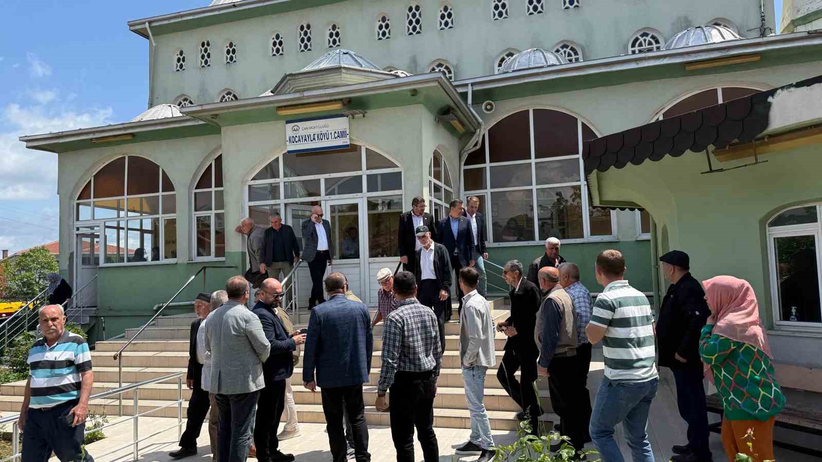 ak parti mkyk uyesi fatih sahin kocayaylada geleneksel koy hayrina katildi 9 d1chfDFk