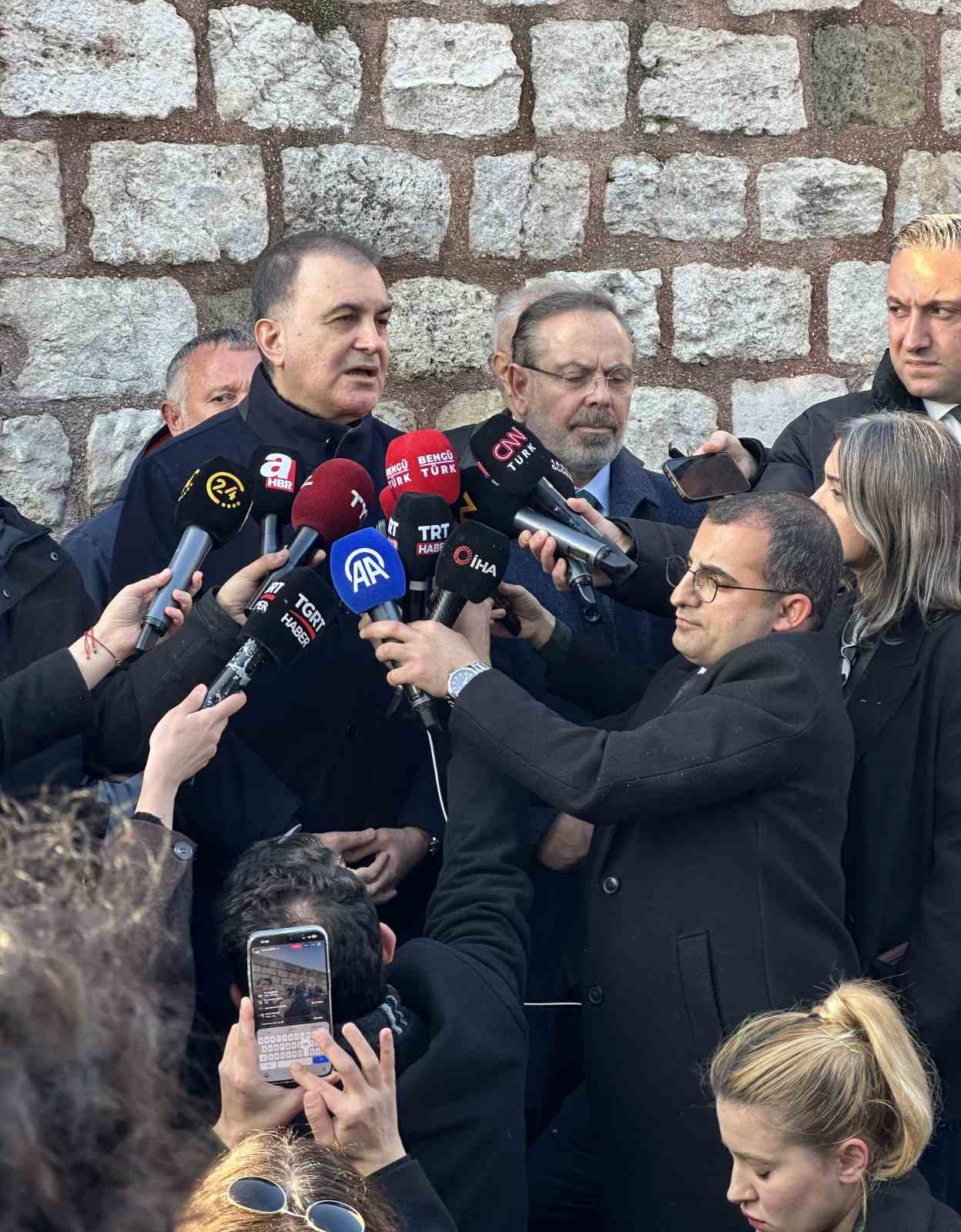 ak parti sozcusu celik prof dr ilber ortayli turkiyeye karsi yapilan kara propagandalarda ozellikle jrd4DiV5