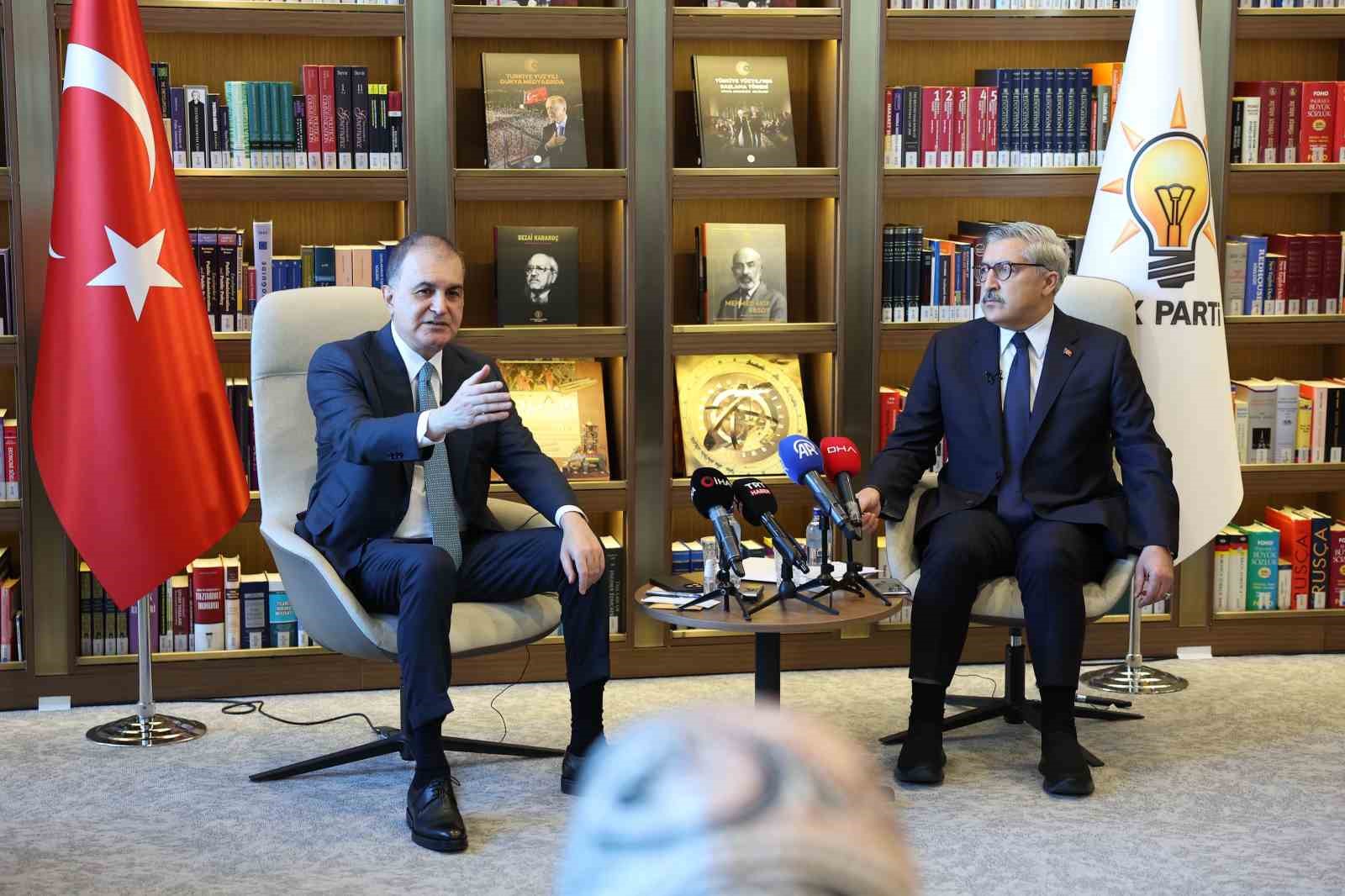 ak parti sozcusu celik siyasi partilerin bir kismi sadece ideoloji odakli siyasi cemaatlere donusuyor BKEmOrpv