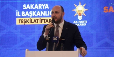 ak-parti-teskilati-sakaryada-iftar-sofrasinda-bir-araya-geldi-FyuubnnK.jpg