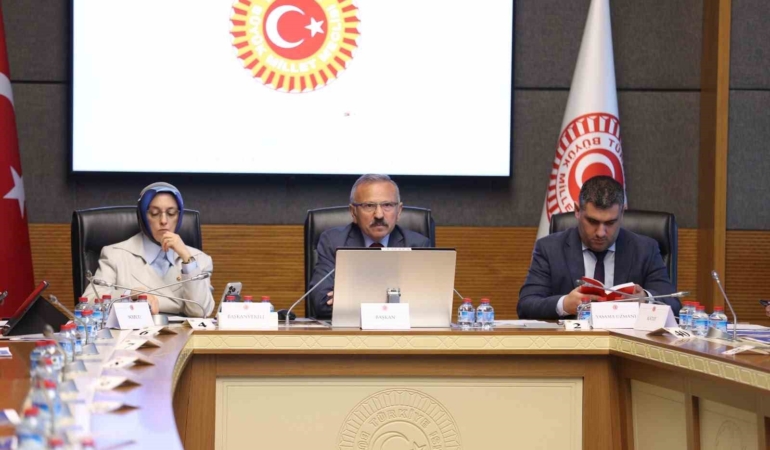 ak-parti-tokat-milletvekili-beyazit-cocuklarimizin-guvenligi-ve-dijital-gelecegi-icin-kalici-cozumler-uretiyoruz-6eHlYbgV.jpg
