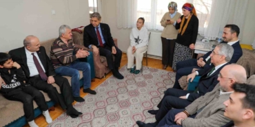 ak-parti-yerel-yonetimler-baskani-demir-duzceye-geldi-1FsWKuAr.jpg