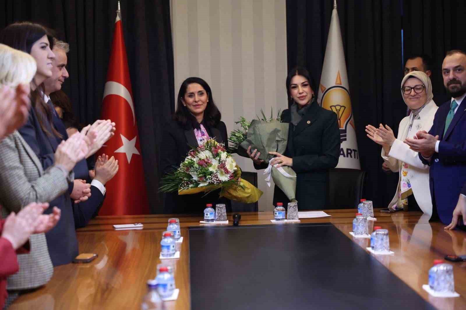 ak partide devir teslim nilhan ayan goreve basladi 0