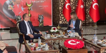 ak-partiden-mhpye-bayram-ziyareti-Zj5DgMfT.jpg