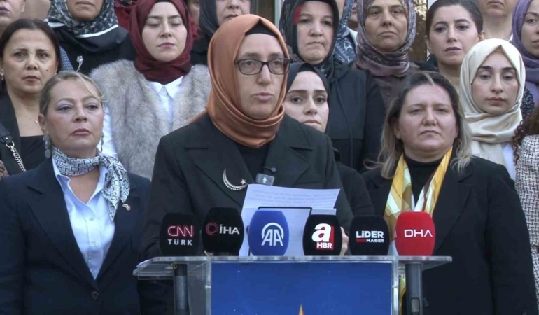 ak-partili-demirer-kadinlarin-her-alanda-guclendirilmesi-siddetle-mucadelenin-en-onemli-unsurlarindan-biridir-1Z5W3UC4.jpg