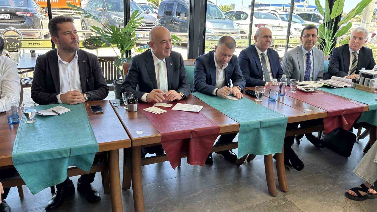 AK Partili Gider: "Doğu Akdeniz’de, Kıbrıs’ta, Yunanistan’ın kendini göstermesi, İsrail’in kışkırtması ve desteklemesiyle biz de bir savaşın içine çekilmeye uğraşıyoruz" 7 ak partili gider dogu akdenizde kibrista yunanistanin kendini gostermesi israilin kiskirtmasi ve desteklemesiyle biz XLuGucCW
