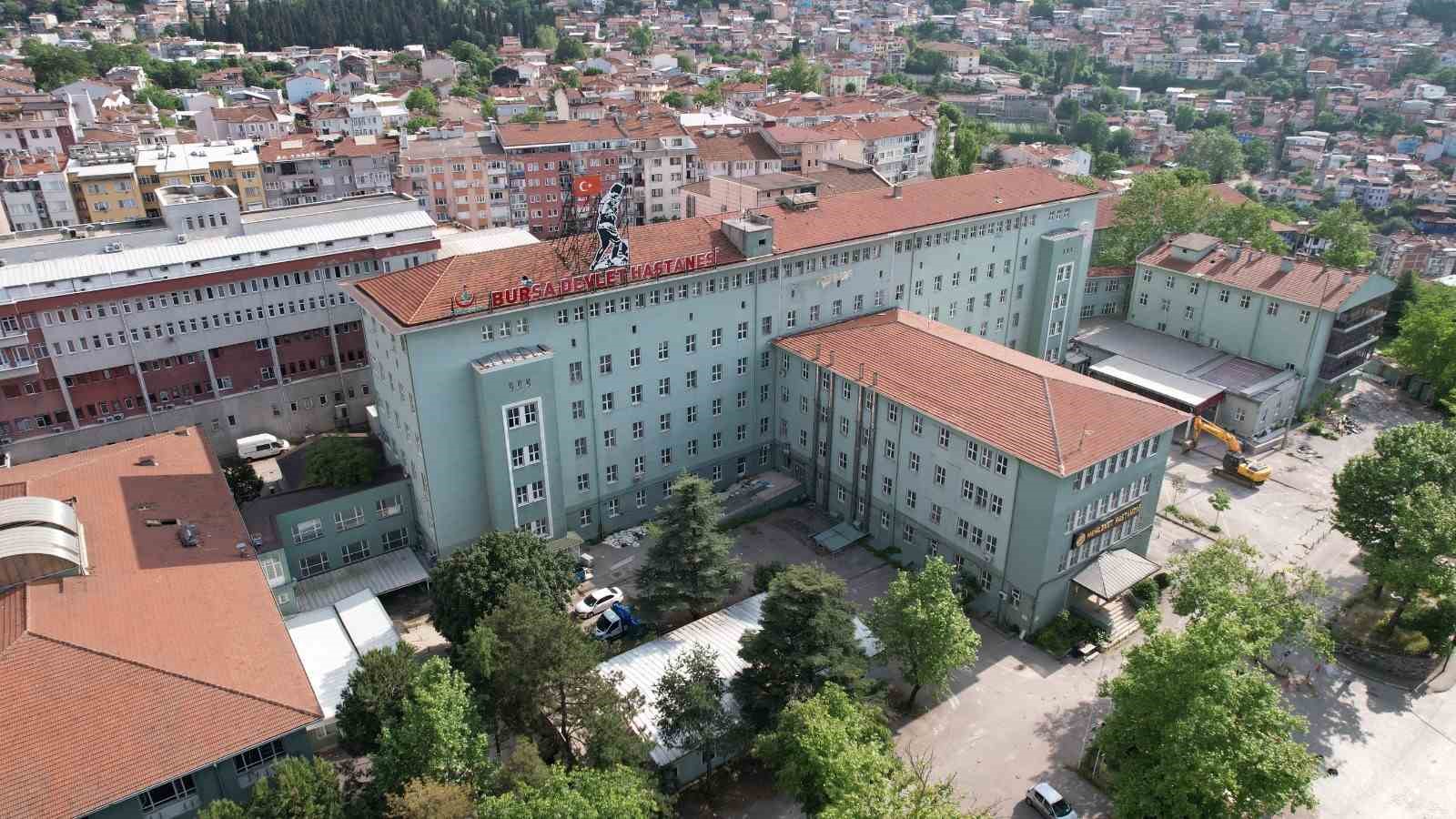 AK Partili Özen: "Bursa’da hiçbir sağlık kuruluşunun satışı söz konusu değil" 6 ak partili ozen bursada hicbir saglik kurulusunun satisi soz konusu degil 2 sumfzF3t