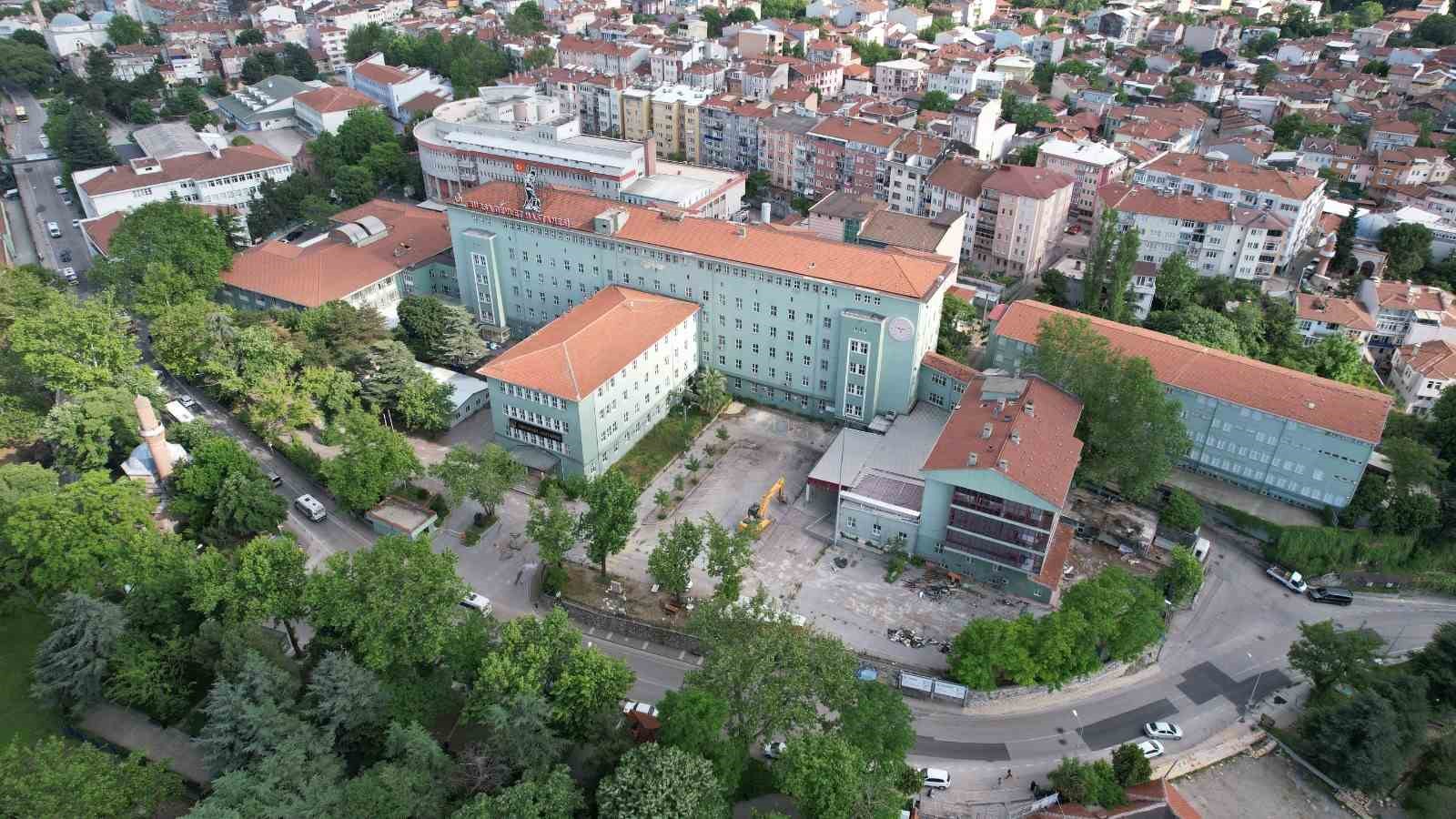 AK Partili Özen: "Bursa’da hiçbir sağlık kuruluşunun satışı söz konusu değil" 7 ak partili ozen bursada hicbir saglik kurulusunun satisi soz konusu degil 3 LEjW2Vth