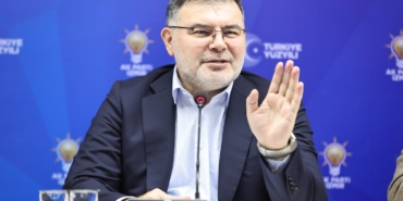 ak-partili-saygili-izban-tartismasi-uzerinden-chpli-guce-yuklendi-1ArYwQJ2.jpg