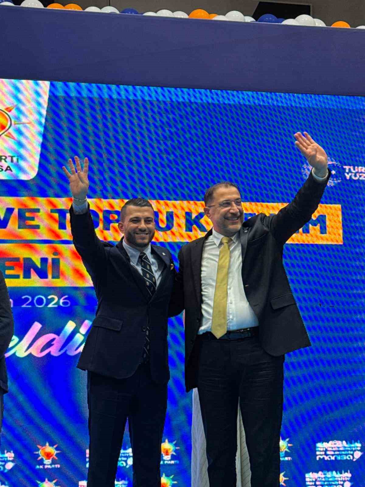 AK Parti’ye Manisa’da toplu katılım: 612 kişiye rozet takıldı 9 ak partiye manisada toplu katilim 612 kisiye rozet takildi 5 rymsbNCI