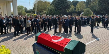 akademisyen-dogan-yavas-fakultesi-onunden-dualarla-ugurlandi-pJMAAhjM.jpg