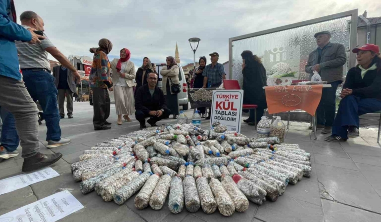 akademisyen-ve-gonulluler-2-ayda-100-bin-sigara-izmariti-topladi-ERl51UyY.jpg