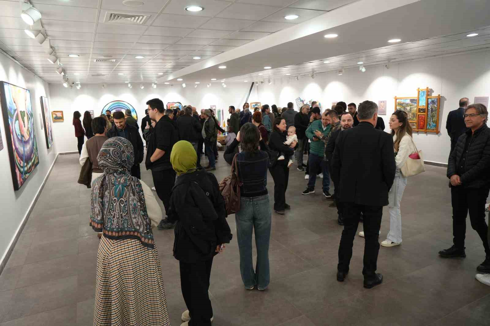 akademisyenin 38 yillik sanat yolculugunu anlatan 3850 retro perspektif sergisi 6 zBPlQFV9